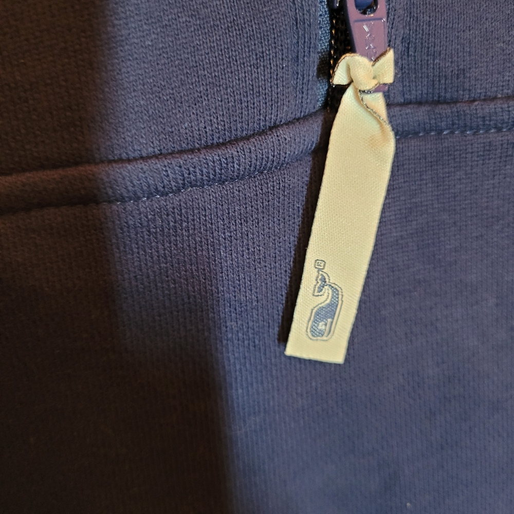 Vineyard Vines Men's 1/4 Zip-Up Sweater in Navy and Light Blue Sz Small - Picture 2 of 14